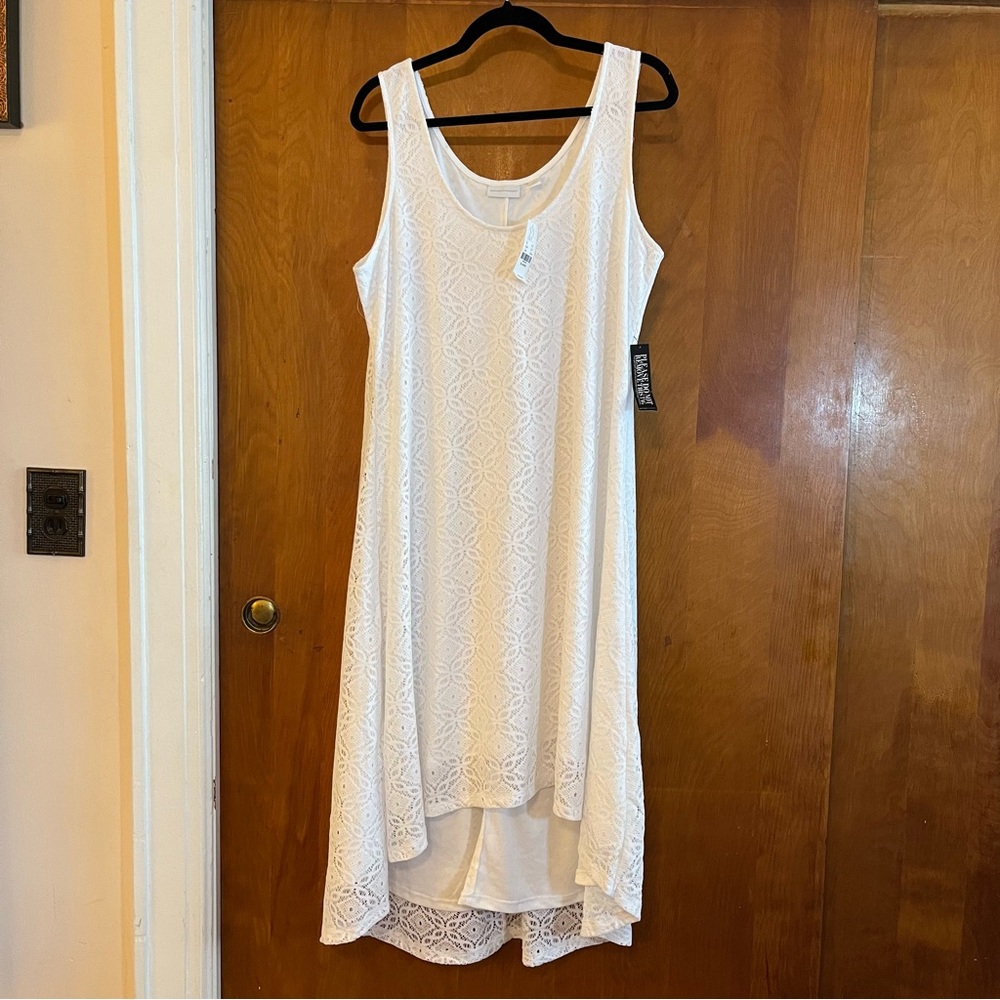 White New York & Co. dress. Slight high-low NWT